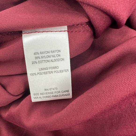 Gabby Skye Burgundy Red Sleeveless Lace Overlay Drop Waist Dress Size 14 - Picture 14 of 15